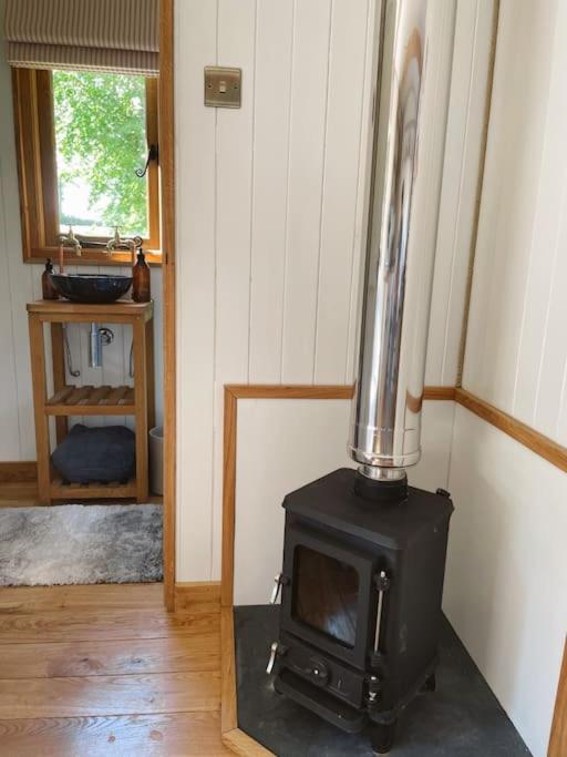 The Hereford Hut, Charming 1 Bedroom Shepherds Hut Callow Exterior foto